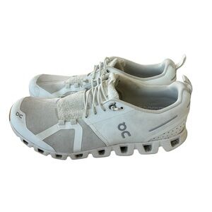 On Cloud 5 Sneakers Women's Size 9.5